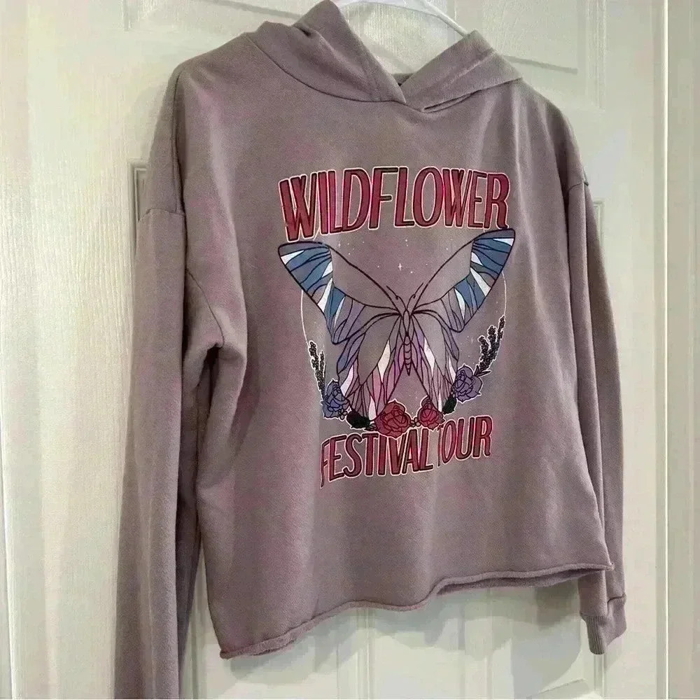 Fifth Sun Women Sweatshirt Hoodie Sz M Purple Crop Graphic Butterfly Long Sleeve